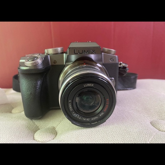 Panasonic Lumix DMC-G7 16.0MP As Is - Picture 5 of 5